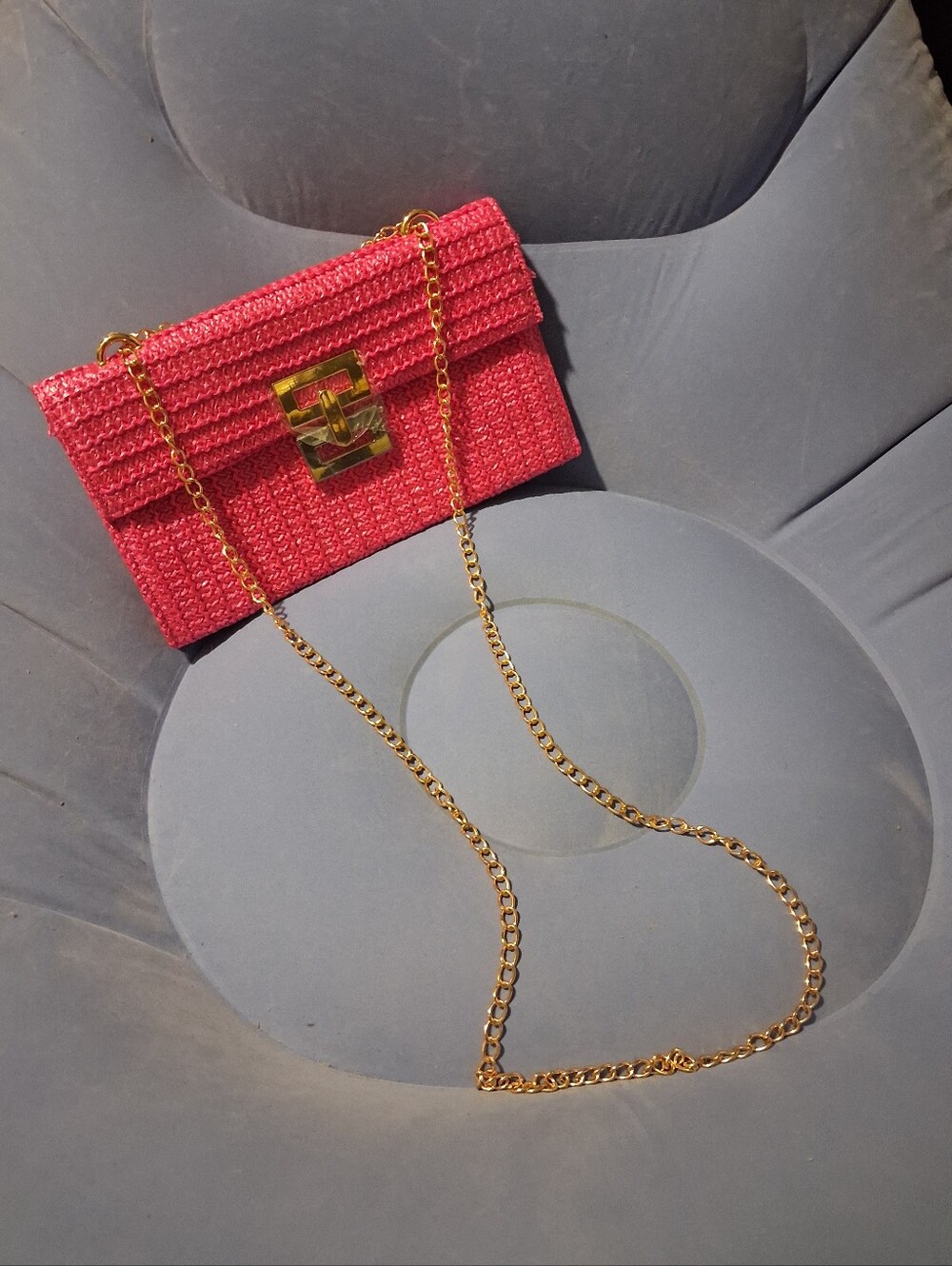 Woven Pink Crossbody Bag with Gold Chain Strap